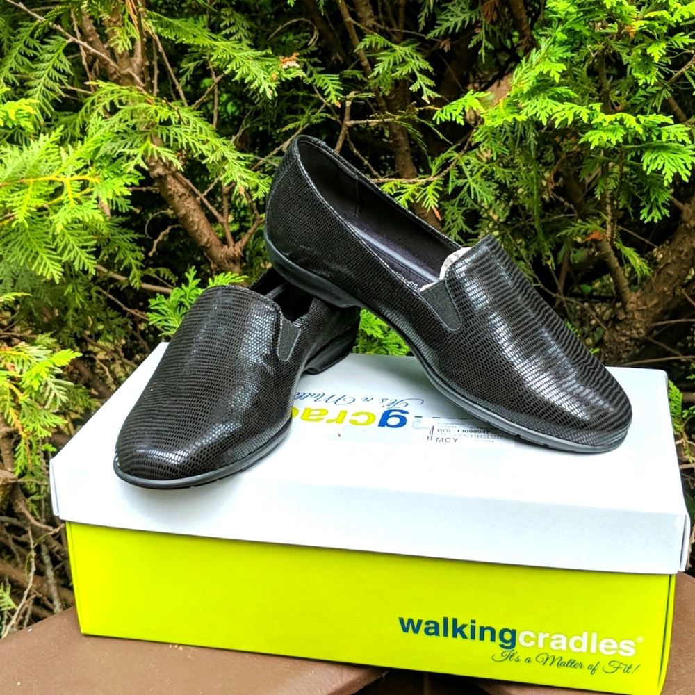 Walking Cradles Florence in Black